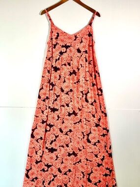 Ingrid & Isabel pink boho floral sleeveless tie back flowy maxi sundress beach